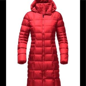🆕 North Face Women’s Metropolis Parka